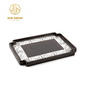 Vaisselle en porcelaine noire et blanche de haute qualité, faite à la main, pour restaurant japonais, ensemble d'assiettes en céramique de différentes formes - Product Image 6