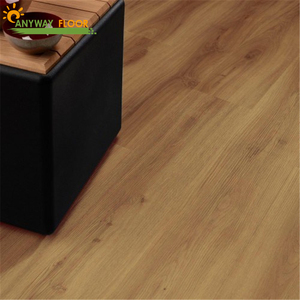 Grand panneau de <span class=keywords><strong>parquet</strong></span> en PVC <span class=keywords><strong>effet</strong></span> chêne naturel et noyer, couleurs grises, brillant, aspect bois, prix des carreaux de sol en Chine - Product Image 3