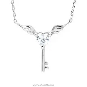925 Sterling Silber Engels flügel und Liebe Schlüssel Herzförmiger Kristall CZ Polierte Mode Anhänger Halskette Schmuck für Frauen
