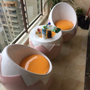 Juego de Muebles de Jardín de Fibra de Vidrio con Diseño Creativo de Cáscara de Huevo, Incluye Mesa de Centro y Silla Relajante para Patio u Hotel - Product Image 6