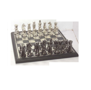 Tablero de Ajedrez de metal de alta calidad con jugadores Nuevo tablero de ajedrez de diseño atractivo de proveedores de Royal Home Collection - Product Image 2