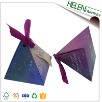 Benutzer definierte voll farbig bedruckte Pappe Lieferant Verpackung Pyramide geformte Geschenk box mit Band