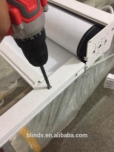 Coupe-Vent en plein air Occultant ou Crème Solaire Automatique stores À Rouleau pour <span class=keywords><strong>Balcon</strong></span> - Product Image 3