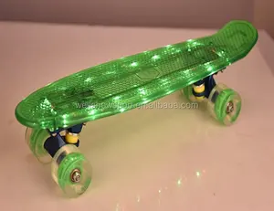 Wellshow spor 4 tekerlekli kaykay Retro Mini Cruiser paten için ışık ile