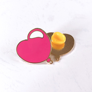 Personalizado chapado en <span class=keywords><strong>oro</strong></span> esmalte duro de la solapa de los hombres Pin fábricas chinas flor broche - Product Image 3