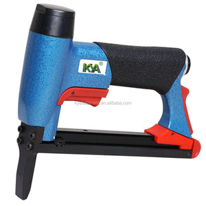Engrapadora de Punta Larga para Alambre Fino 21GA 8016L - Product Image 1