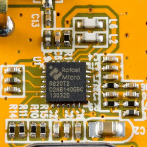Nouveauté Radio FM USB Mini Haute Sensibilité <span class=keywords><strong>DVB</strong></span>-T FM <span class=keywords><strong>SDR</strong></span> HelloCQ RTL2832U+R820T2 - Product Image 4