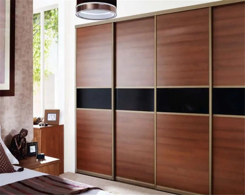 Armoire Design H & F Molteni & C En Forme De Garde-Robe