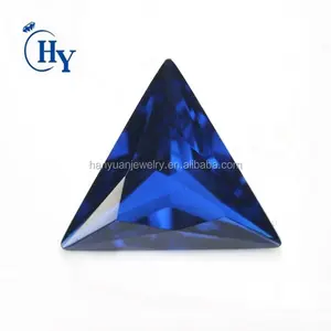 Свободный драгоценный камень 7*7 мм с треугольной огранкой синий синтетический шпинель драгоценный камень