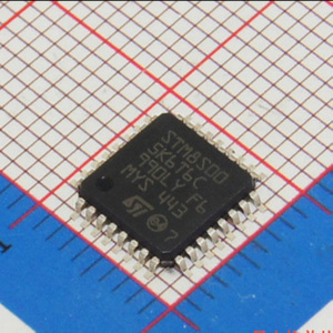 MC68HC705JJ7CDW mikrodenetleyici 8-Bit <span class=keywords><strong>20</strong></span> <span class=keywords><strong>Pin</strong></span> plastik SOP - Product Image 4