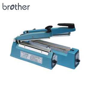 Marca hermano fabricante PCS200C 300C película de plástico mano impulso sellador máquina con el cortador lateral - Product Image 1