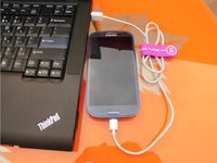 Pince multifonctionnelle en métal et en silicone avec aimant puissant Pince pour enrouleur d'écouteurs en papier de gel de silice Support pour téléphone Organisateur de câbles