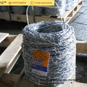 púas de alambre de hierro / pvc recubierto de púas fábrica de China alambre de púas de alambre / galvanizado