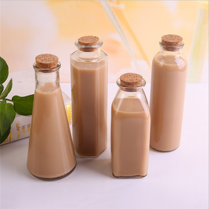 Botella de Vidrio para Café/Té con Leche de 300ml/350ml con Corcho - Product Image 4