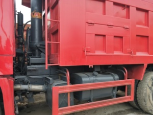 Howo 375hp 6x4 ampliamente utilizado camión volquete de servicio pesado para la venta - Product Image 3