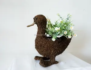 Garden Unique Design Decorative Rattan Duck Shape Flowerpot Planters For Planting Succulent Cactus