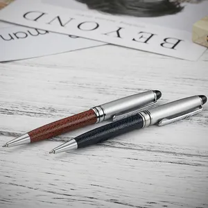 2024 Goede Kwaliteit Geweldige Metalen Twist Pen Fashion Design Fijne Lederen Pen Executive Twist Pen