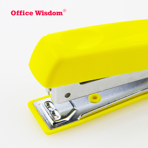 <span class=keywords><strong>Professionnel</strong></span> <span class=keywords><strong>agrafeuse</strong></span> de bureau de base style manuel <span class=keywords><strong>agrafeuse</strong></span> en plastique de taille moyenne de bureau <span class=keywords><strong>papier</strong></span> Pas. 10 <span class=keywords><strong>agrafeuse</strong></span> - Product Image 5