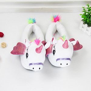 Chaussons d'intérieur moelleux en peluche, vente en gros de pantoufles en peluche <span class=keywords><strong>licorne</strong></span> pour bébés et enfants, idéales pour les cadeaux - Product Image 3