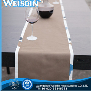 bonneterie en gros en argent à chaud <span class=keywords><strong>chemin</strong></span> de <span class=keywords><strong>table</strong></span> en <span class=keywords><strong>bambou</strong></span> - Product Image 3