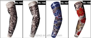 Vente en gros de manches de <span class=keywords><strong>tatouage</strong></span> pour cyclisme avec protection solaire manches de <span class=keywords><strong>tatouage</strong></span> avec protection UV manches pour bras froids - Product Image 4