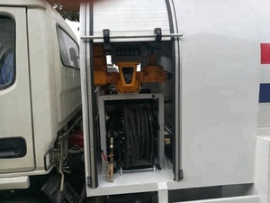 <span class=keywords><strong>Camion</strong></span>-citerne <span class=keywords><strong>GPL</strong></span> Bobtail de 5000 litres - Product Image 4