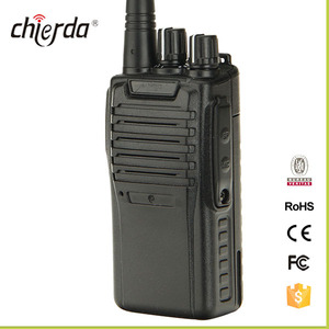 Q8 de larga distancia walkie talkies con precio bajo equipo de guardia de seguridad de <span class=keywords><strong>radio</strong></span> de dos vías - Product Image 1