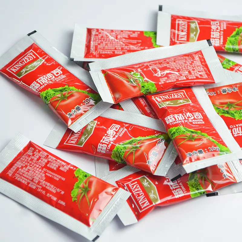 卸売バルク高品質トマトソーストマトペーストケチャップサシェハラールバッグ