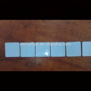 Cường độ cao lăng trụ băng phản chiếu ECE 104 xe tải tấm PVC cho tàu chở dầu Trailer cảnh báo sử dụng - Product Image 6