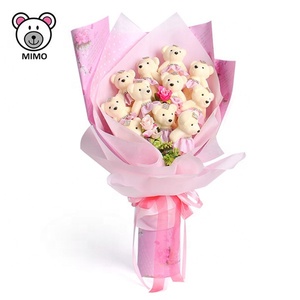 Ramo de flores de oso de peluche para San Valentín, juguete rosa de peluche de baja MOQ para boda, hecho a mano - Product Image 1