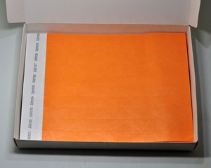 Pulseras con identificación de código de barras impresas tyvek, color naranja, desechables, proveedor de oro, para fiesta - Product Image 1