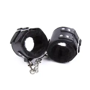 Кожаный черный бандаж на запястье с регулируемыми наручниками и манжетами на лодыжку для пар под кроватью