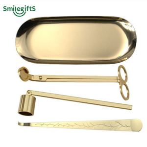 <span class=keywords><strong>Kit</strong></span> d'entretien des bougies en laiton doré de luxe, avec éteignoirs, coupe-mèches, ciseaux et trempettes - Product Image 2