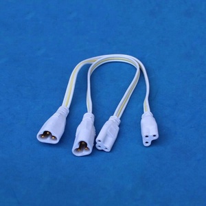 Lampada <span class=keywords><strong>a</strong></span> <span class=keywords><strong>tubo</strong></span> <span class=keywords><strong>LED</strong></span> T5 T8 connettore maschio femmina <span class=keywords><strong>a</strong></span> 3 fori cavo di prolunga 50cm - Product Image 2