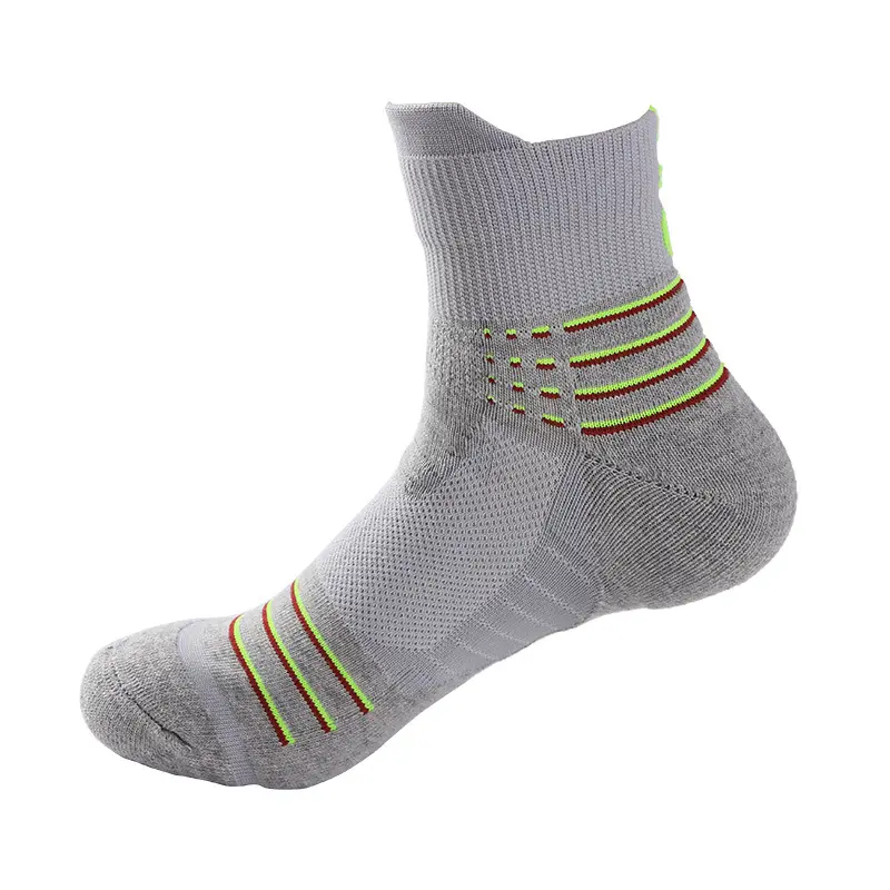 OEM factory customized sports basketball cushion socks running socks men