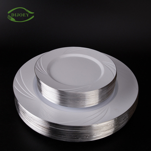 Assiettes jetables en plastique PS écologiques modernes pour mariage, vente chaude personnalisée, 50 pièces de 7,5 pouces et 50 pièces de 10,25 pouces - Product Image 4