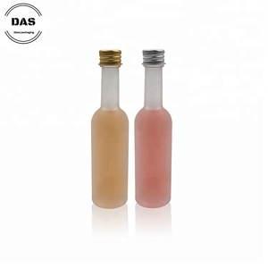 Miniatures de bouteilles de 50 ml <span class=keywords><strong>pour</strong></span> whisky, vodka, petites bouteilles de liqueur <span class=keywords><strong>pour</strong></span> les voyages en <span class=keywords><strong>avion</strong></span>, <span class=keywords><strong>pour</strong></span> les cadeaux de mariage - Product Image 1
