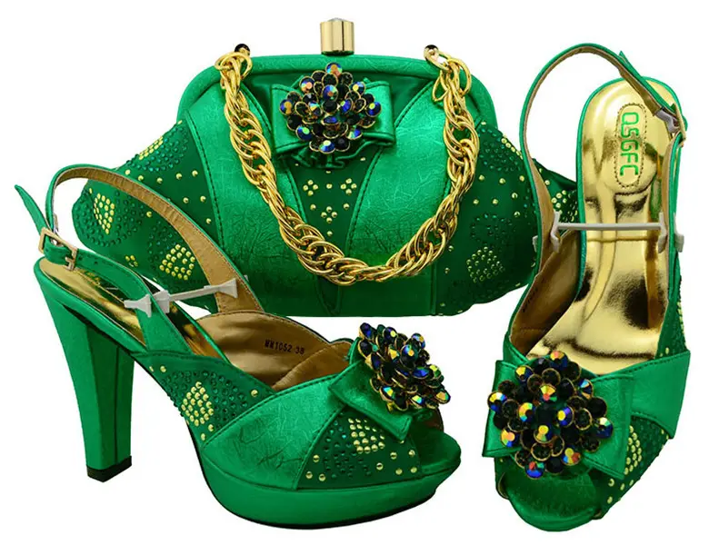Latest Design Matching Italian Shoe and Bag Set.Green Wedding and Party African Shoes and Bag Set for Party
