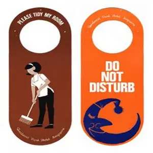 Carte de porte personnalisée en gros, imprimée avec votre propre design, pour indiquer « Ne pas déranger, en train de dormir, en train de se maquiller » - Product Image 1