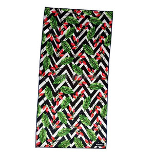 Serviette <span class=keywords><strong>de</strong></span> <span class=keywords><strong>plage</strong></span> double face en microfibre gaufrée Tesalate imprimée - Product Image 4