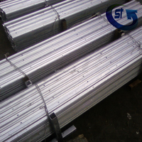 Rail en acier au carbone à rainure en U pour roues et rouleaux de portail coulissant - Vente en gros