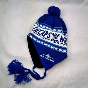 Yz Phong Cách Mới Puffball Mùa Đông Mũ Chất Lượng Cao Dệt Kim Tai Cuff Beanies Mũ Với Pom Pom - Product Image 1