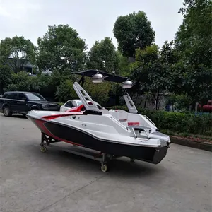 เรือ FLIT 16 ฟุต เครื่องยนต์ติดท้ายเรือ สำหรับเวคบอร์ด ลำตัวแบบ Deep V ขับเคลื่อนด้วยมอเตอร์ความเร็วสูง ขนาด 480 ซม. เหมาะสำหรับทะเลสาบและแม่น้ำ - Product Image 5