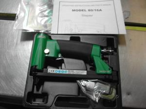 APLUS 95/16R Double Trigger <b>Air</b> Staple Gun Rear Exhaust Bottom Loading for <b>Sofa</b> Application OEM Customizable - Product Image 2