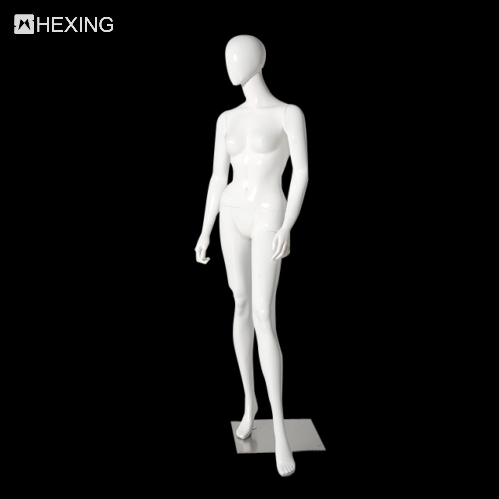 マネキン隊女性の性別ポーズ高光沢のある白女性彫刻マネキン女性
