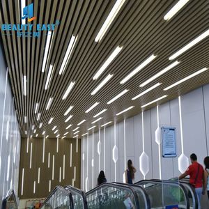 Controsoffitto Flessibile Ignifugo in Alluminio Metallo e <span class=keywords><strong>Legno</strong></span> per Decorazione Hall Hotel - Product Image 5
