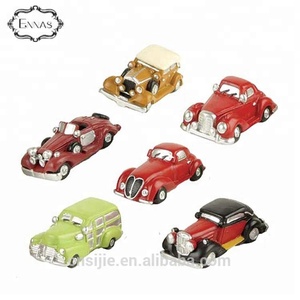 Económico y fiable resina <span class=keywords><strong>mini</strong></span> modelo <span class=keywords><strong>antiguo</strong></span> decoración del hogar coches - Product Image 1