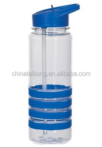 Botella de agua Unisex de 700ML con tapa giratoria, anillo de silicona para <span class=keywords><strong>escalada</strong></span>, gimnasio, estilo deportivo, Pajita de bebida con aislamiento térmico caliente - Product Image 2