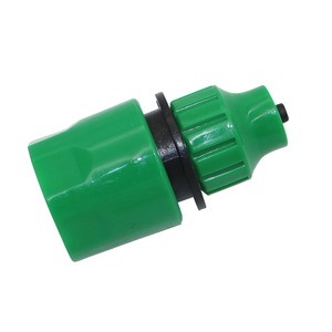 <span class=keywords><strong>Raccord</strong></span> rapide pour <span class=keywords><strong>tuyau</strong></span> en plastique barbelé 4/7 mm, raccords de tuyauterie de 1/4 pouce pour l'<span class=keywords><strong>arrosage</strong></span> des jardins et des pelouses - Product Image 4