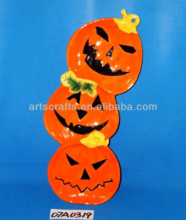 2013 Halloween pumpkin shaped ceramic plate